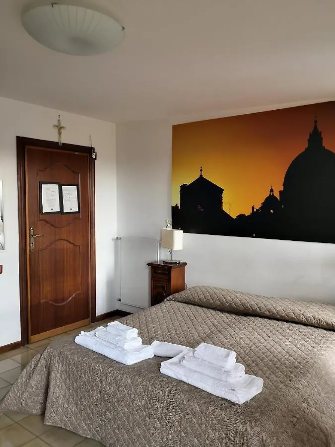 Domus Getsemani Bed and Breakfast Ρώμη 2*,