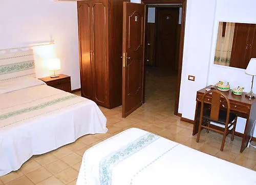 Domus Getsemani Bed and Breakfast Ρώμη