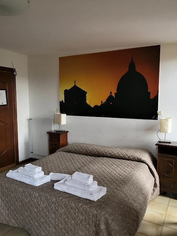 Bed & Breakfast Domus Getsemani Bed and Breakfast Rome