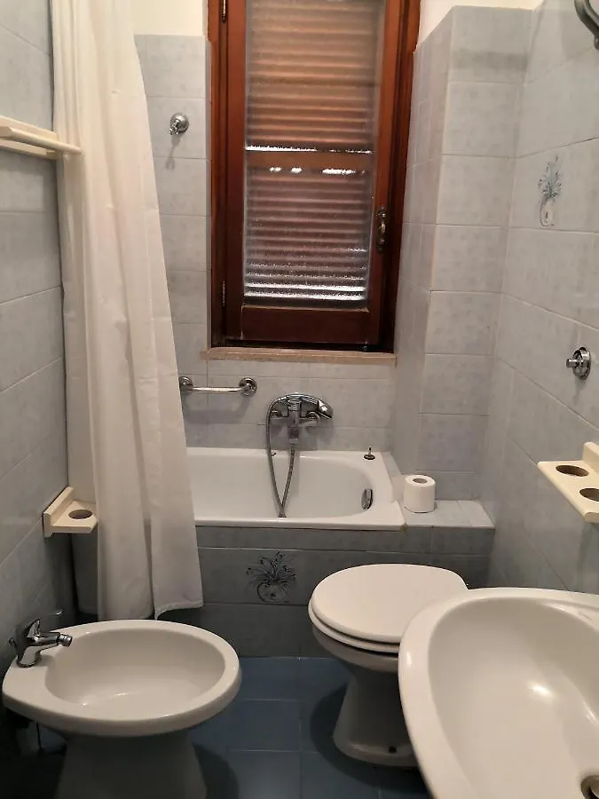 Domus Getsemani Bed and Breakfast Rome 2*,