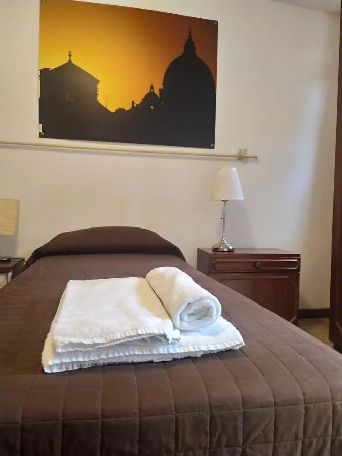 Bed & Breakfast Domus Getsemani Bed and Breakfast Rome