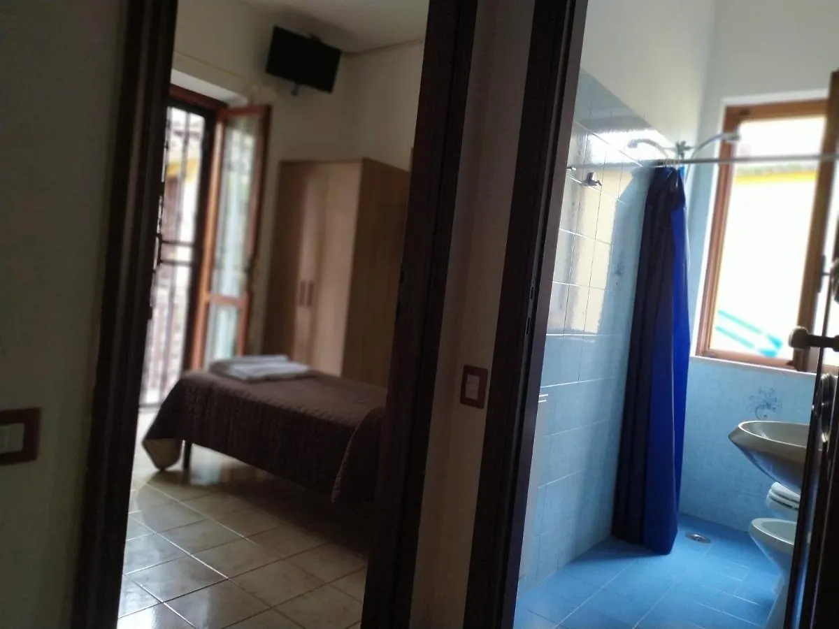 Bed and Breakfast Domus Getsemani Rzym Nocleg ze śniadaniem