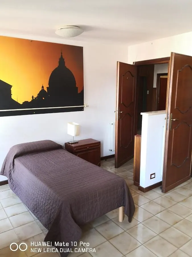 Bed and Breakfast Domus Getsemani Rzym Włochy