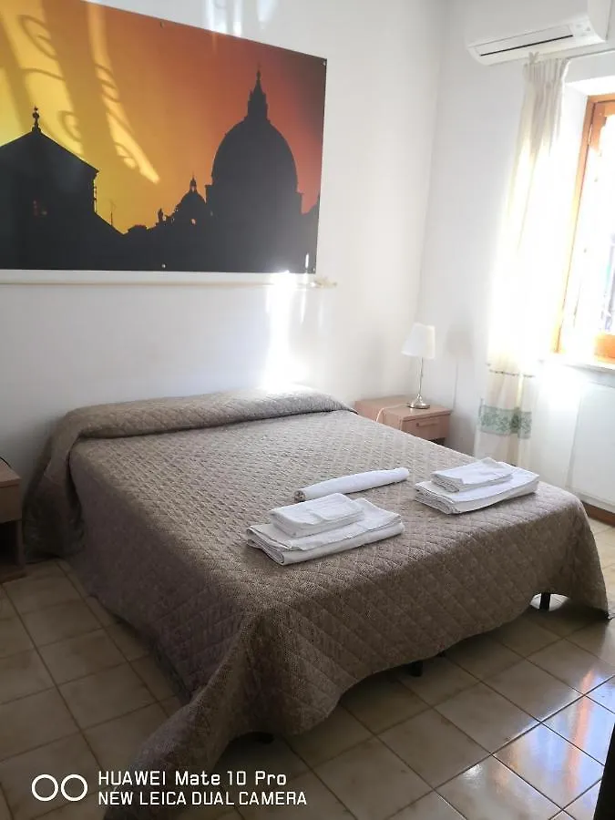 ** Bed & Breakfast Domus Getsemani Bed and Breakfast Rome Italië